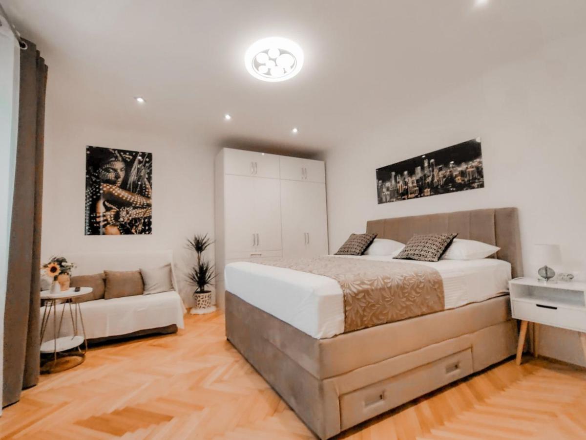 Desire Apartment Split Luaran gambar