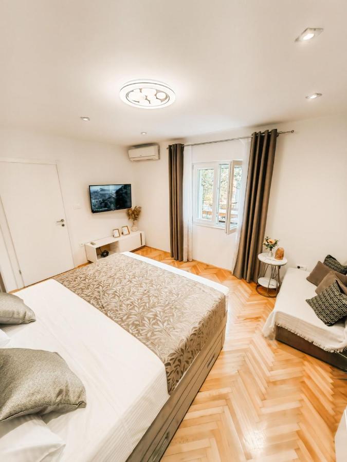 Desire Apartment Split Luaran gambar